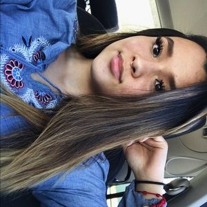 Meet your Posher, Litzi